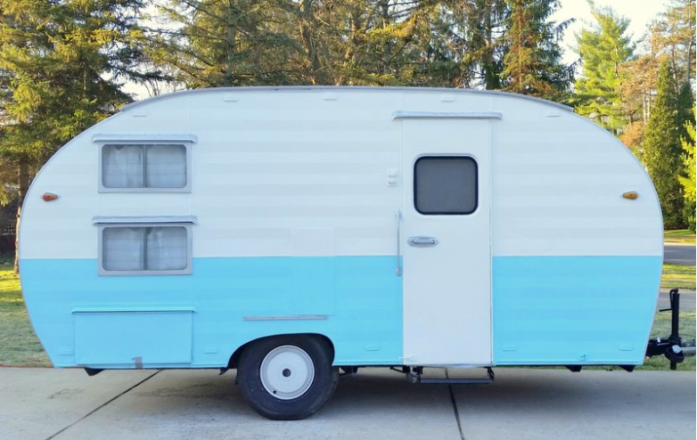This Mother Of Five Buys Rvs Online Flips And Resells Them